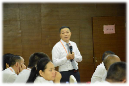 （2019.7.20）勵(lì)精圖治，唯力是視—鴻榮源物業(yè)2019年中期管理評(píng)審會(huì)暨中期運(yùn)營(yíng)會(huì)圓滿落幕(2)368.png